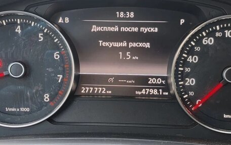 Volkswagen Touareg III, 2011 год, 1 440 000 рублей, 15 фотография