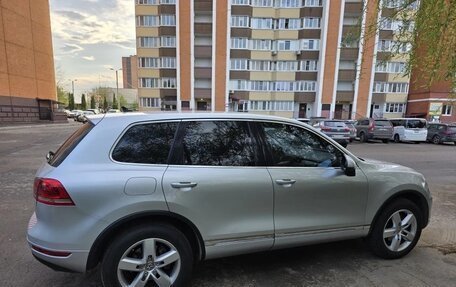 Volkswagen Touareg III, 2011 год, 1 440 000 рублей, 16 фотография