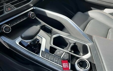 Geely Tugella FY11, 2024 год, 3 099 000 рублей, 18 фотография