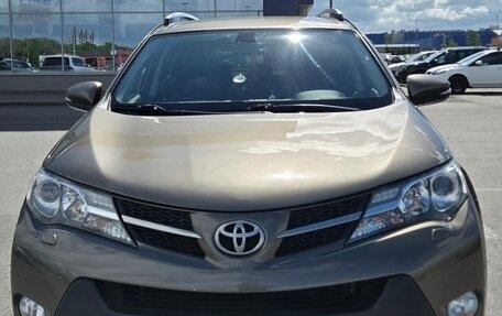 Toyota RAV4, 2013 год, 1 650 000 рублей, 4 фотография