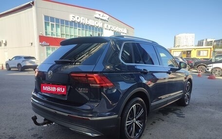 Volkswagen Tiguan II, 2017 год, 2 750 000 рублей, 4 фотография