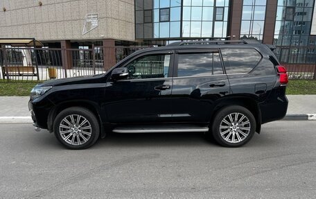 Toyota Land Cruiser Prado 150 рестайлинг 2, 2018 год, 5 750 000 рублей, 4 фотография