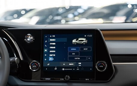 Lexus RX IV рестайлинг, 2025 год, 6 850 757 рублей, 13 фотография