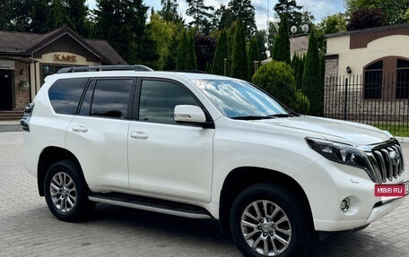 Toyota Land Cruiser Prado 150 рестайлинг 2, 2016 год, 4 000 000 рублей, 7 фотография