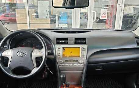 Toyota Camry, 2010 год, 849 000 рублей, 7 фотография