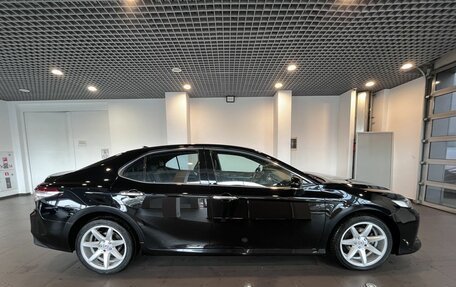 Toyota Camry, 2019 год, 2 795 000 рублей, 2 фотография