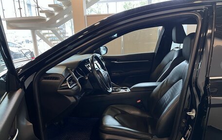 Toyota Camry, 2019 год, 2 795 000 рублей, 14 фотография