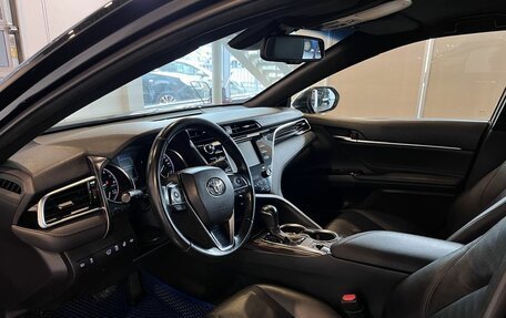 Toyota Camry, 2019 год, 2 795 000 рублей, 20 фотография