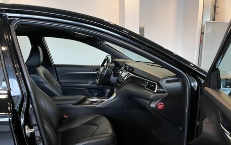 Toyota Camry, 2019 год, 2 795 000 рублей, 26 фотография