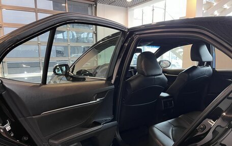 Toyota Camry, 2019 год, 2 795 000 рублей, 22 фотография