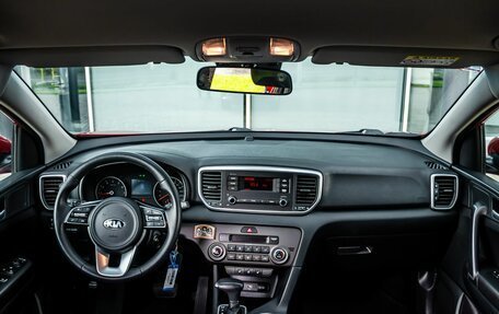 KIA Sportage IV рестайлинг, 2020 год, 2 640 000 рублей, 21 фотография