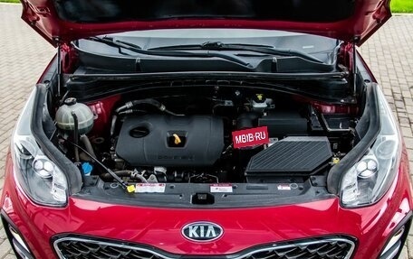 KIA Sportage IV рестайлинг, 2020 год, 2 640 000 рублей, 26 фотография
