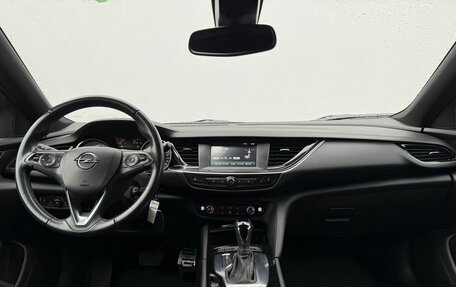 Opel Insignia II рестайлинг, 2021 год, 1 900 000 рублей, 15 фотография