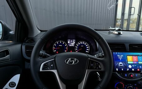 Hyundai Solaris II рестайлинг, 2015 год, 990 000 рублей, 8 фотография