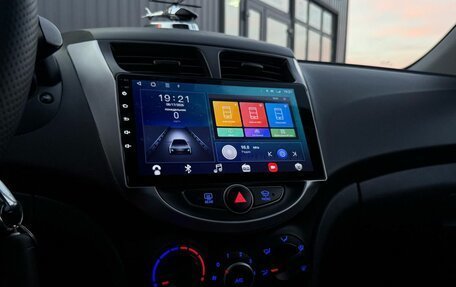 Hyundai Solaris II рестайлинг, 2015 год, 990 000 рублей, 10 фотография