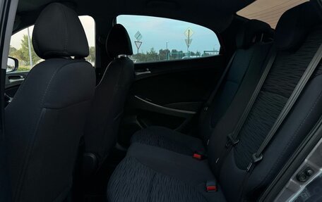 Hyundai Solaris II рестайлинг, 2015 год, 990 000 рублей, 20 фотография