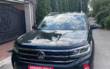 Volkswagen Teramont I, 2021 год, 4 800 000 рублей, 1 фотография