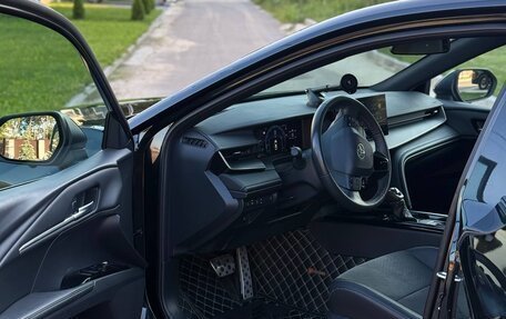 Toyota Camry, 2024 год, 3 950 000 рублей, 7 фотография