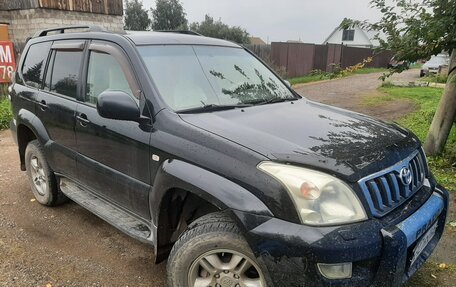 Toyota Land Cruiser Prado 120 рестайлинг, 2005 год, 2 200 000 рублей, 2 фотография
