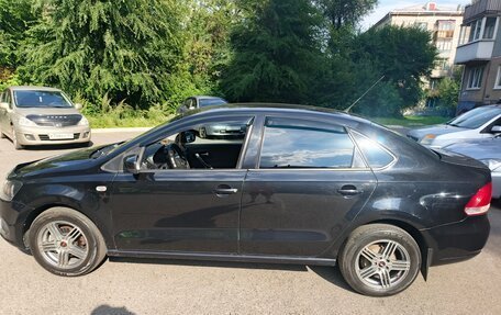 Volkswagen Polo VI (EU Market), 2011 год, 680 000 рублей, 2 фотография