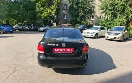 Volkswagen Polo VI (EU Market), 2011 год, 680 000 рублей, 3 фотография