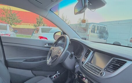 Hyundai Tucson III, 2018 год, 1 800 000 рублей, 9 фотография