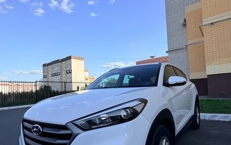 Hyundai Tucson III, 2018 год, 1 800 000 рублей, 12 фотография