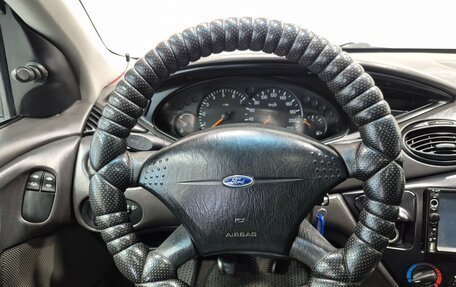 Ford Focus IV, 2001 год, 260 000 рублей, 10 фотография