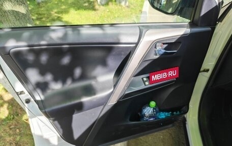 Toyota RAV4, 2019 год, 2 050 000 рублей, 9 фотография