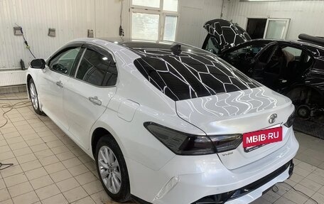Toyota Camry, 2019 год, 2 750 000 рублей, 4 фотография