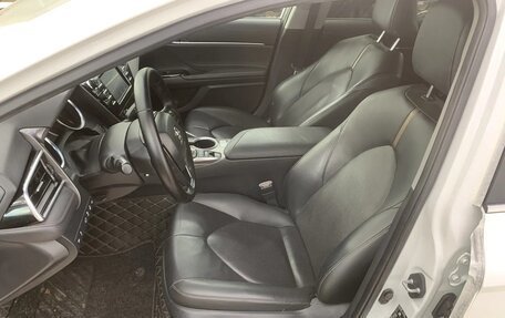Toyota Camry, 2019 год, 2 750 000 рублей, 7 фотография
