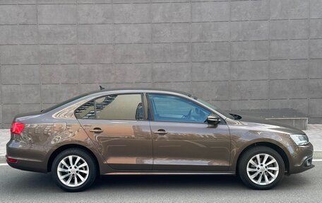 Volkswagen Jetta VI, 2012 год, 1 265 000 рублей, 3 фотография