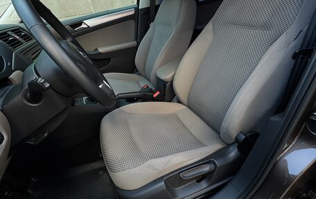 Volkswagen Jetta VI, 2012 год, 1 265 000 рублей, 10 фотография