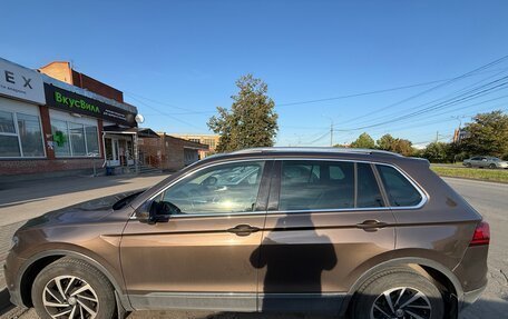 Volkswagen Tiguan II, 2018 год, 1 890 000 рублей, 8 фотография
