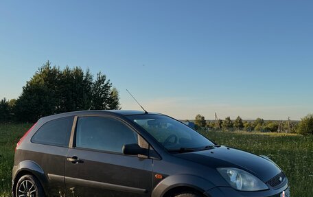Ford Fiesta, 2006 год, 440 000 рублей, 2 фотография