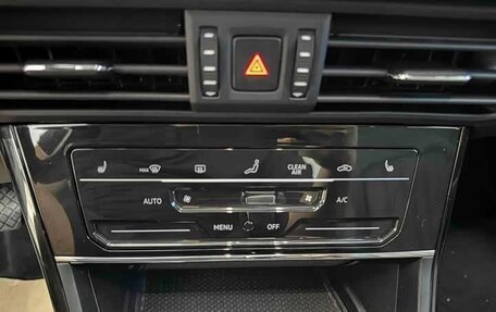 Volkswagen Passat B8 рестайлинг, 2022 год, 2 170 000 рублей, 9 фотография