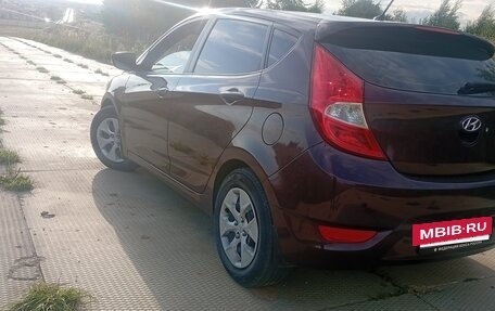 Hyundai Solaris II рестайлинг, 2011 год, 729 000 рублей, 9 фотография