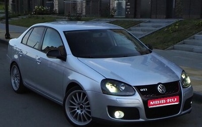 Volkswagen Jetta VI, 2010 год, 800 000 рублей, 1 фотография