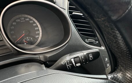 Hyundai Santa Fe III рестайлинг, 2015 год, 1 800 000 рублей, 13 фотография