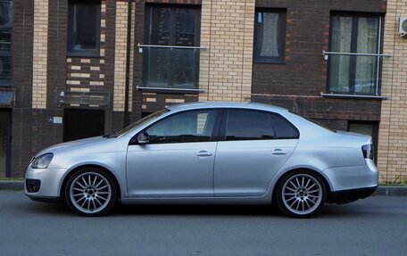 Volkswagen Jetta VI, 2010 год, 800 000 рублей, 5 фотография