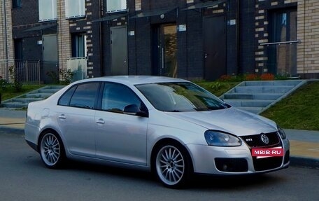 Volkswagen Jetta VI, 2010 год, 800 000 рублей, 7 фотография