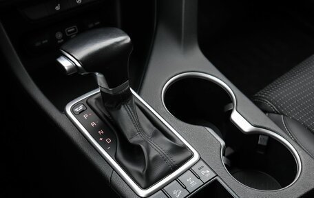 KIA Sportage IV рестайлинг, 2018 год, 2 369 000 рублей, 15 фотография
