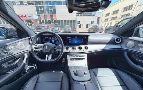 Mercedes-Benz E-Класс, 2022 год, 5 500 000 рублей, 12 фотография