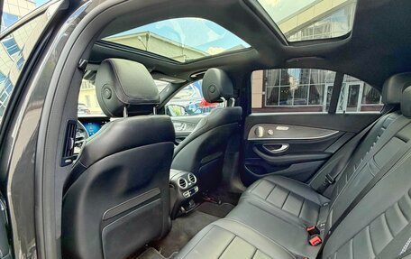 Mercedes-Benz E-Класс, 2022 год, 5 500 000 рублей, 10 фотография