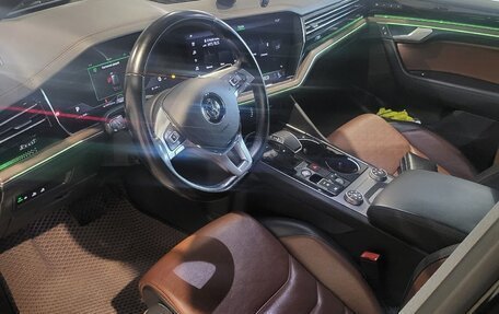 Volkswagen Touareg III, 2019 год, 4 670 000 рублей, 4 фотография