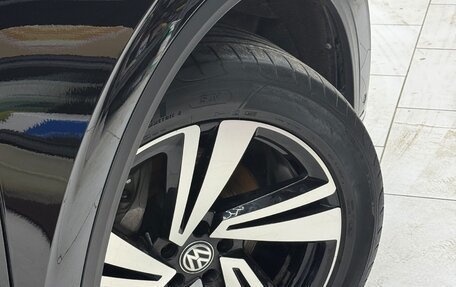 Volkswagen Touareg III, 2019 год, 4 670 000 рублей, 2 фотография