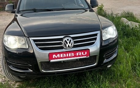 Volkswagen Touareg III, 2008 год, 1 150 000 рублей, 2 фотография