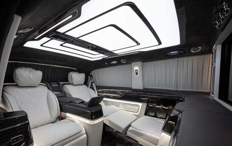 Mercedes-Benz V-Класс, 2026 год, 57 000 000 рублей, 6 фотография