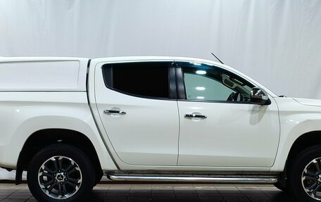 Mitsubishi L200 IV рестайлинг, 2019 год, 2 250 000 рублей, 4 фотография
