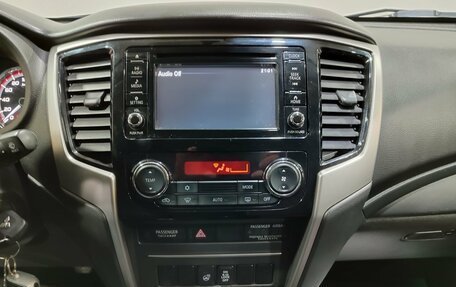 Mitsubishi L200 IV рестайлинг, 2019 год, 2 250 000 рублей, 15 фотография